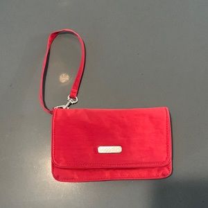 Baggallini RFID travel wallet.
